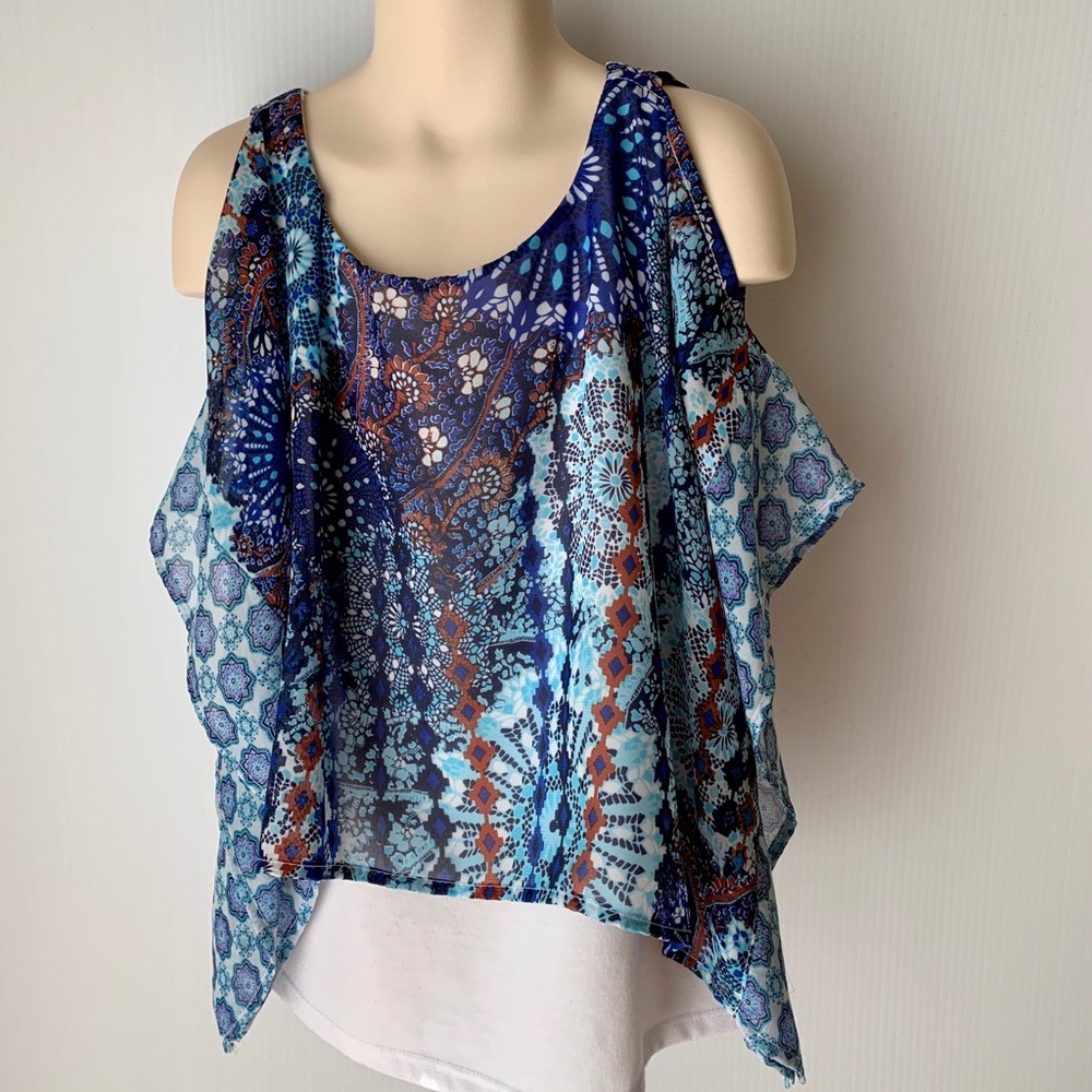 Peek-A-Boo Shoulder Top